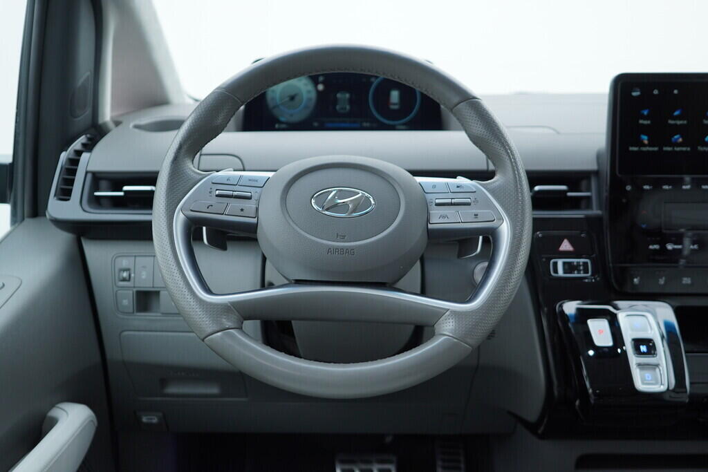 OV190V09924_28.webp_STARIA Luxury 2.2 CRDi 130 kW automat, DPH