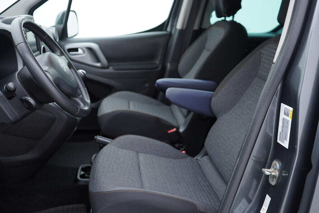 OV190V09927_21.webp_BERLINGO  1.6 VTi 88 kW manuál, DPH