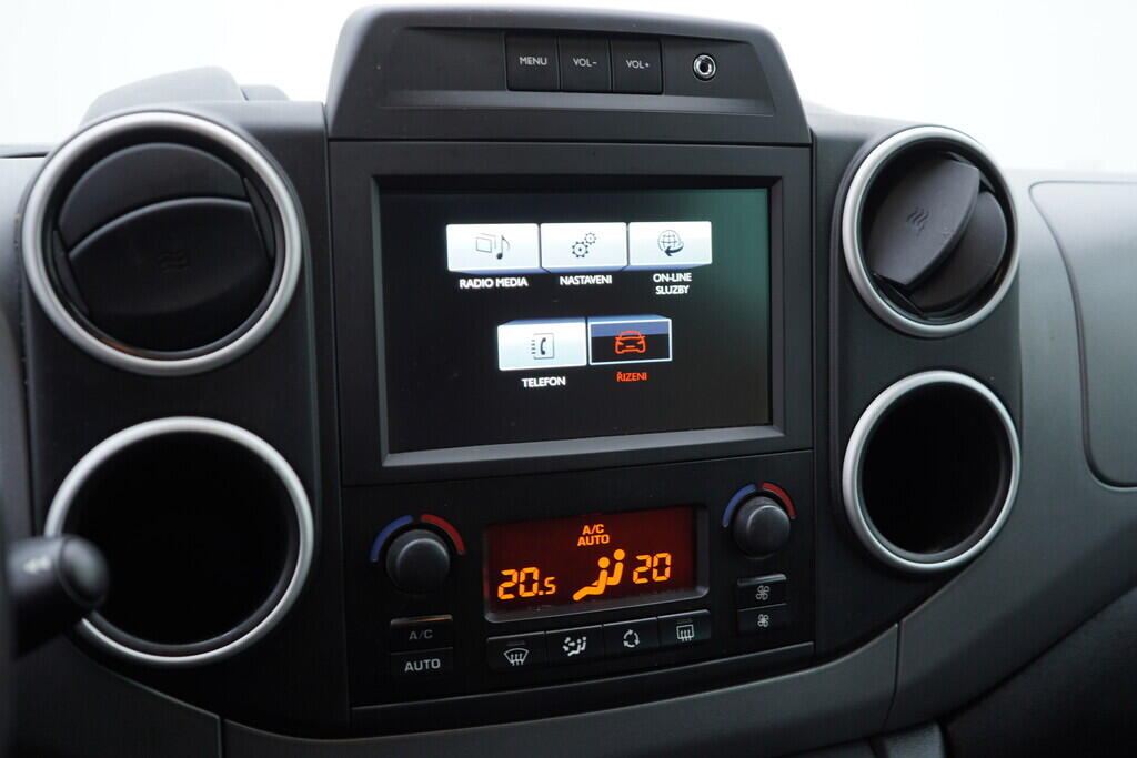 OV190V09927_28.webp_BERLINGO  1.6 VTi 88 kW manuál, DPH