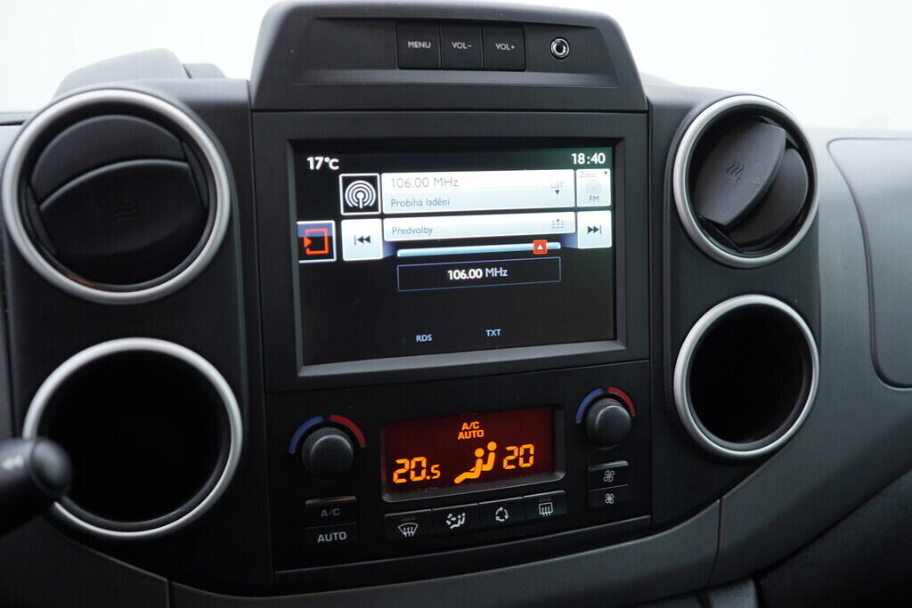 OV190V09927_29.webp_BERLINGO  1.6 VTi 88 kW manuál, DPH