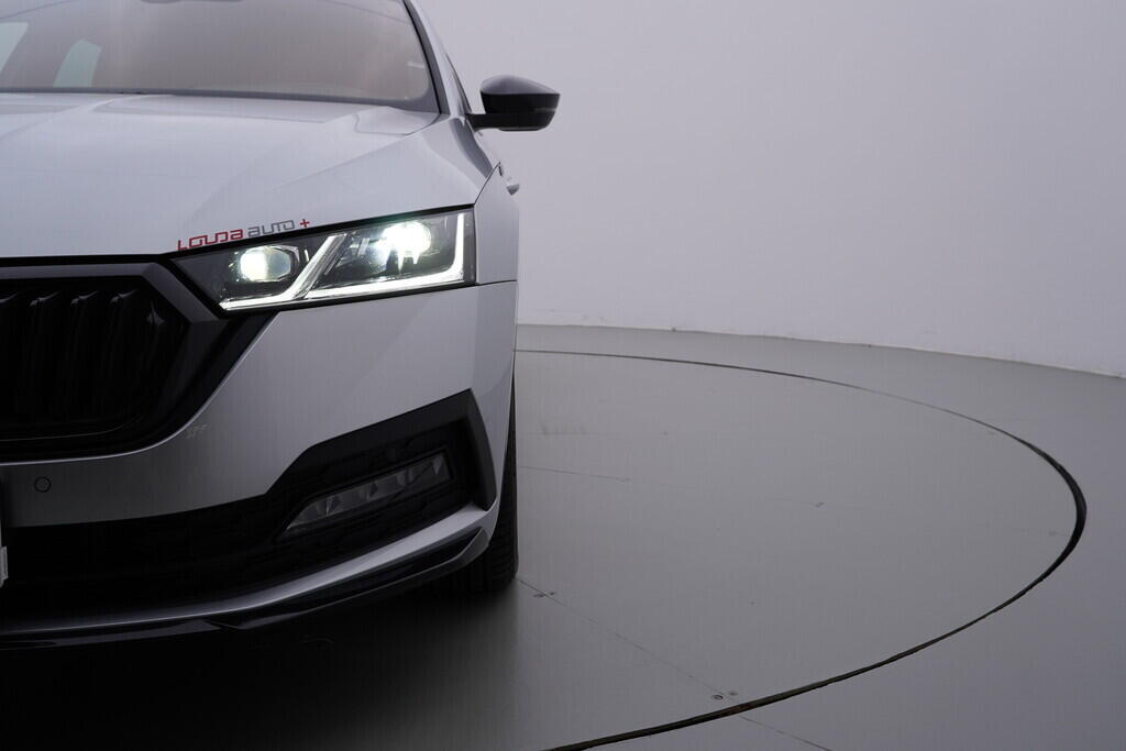 OV190V09929_46.webp_OCTAVIA SportLine 2.0 TDI 110 kW automat, DPH