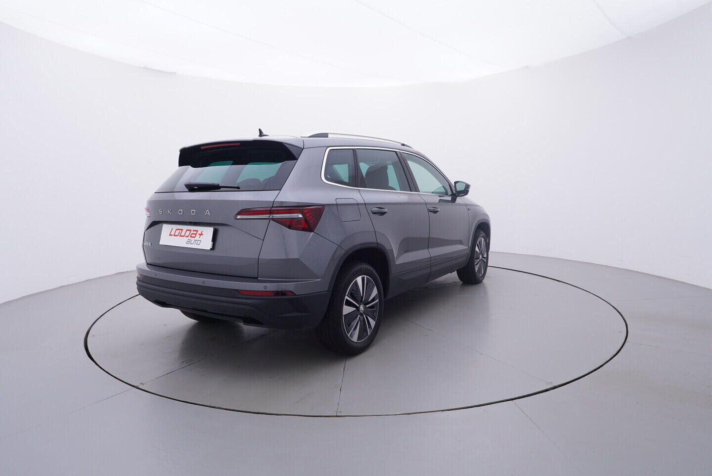 OV190V09932_14.webp_KAROQ Selection 1.5 TSI 110 kW automat, DPH