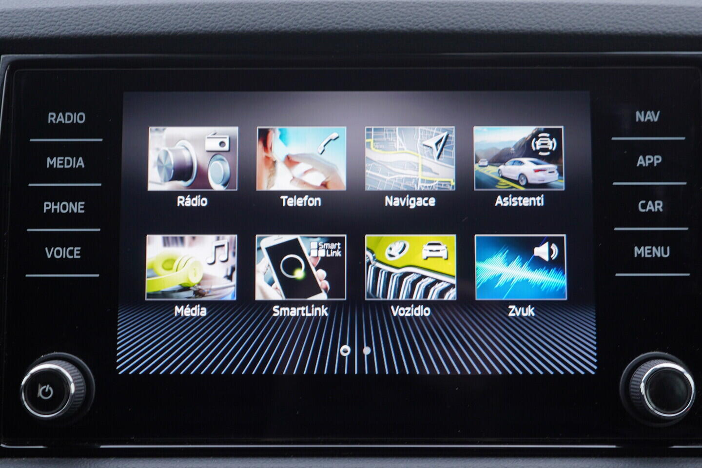 OV190V09932_27.webp_KAROQ Selection 1.5 TSI 110 kW automat, DPH