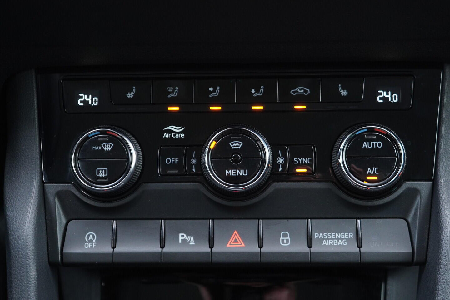 OV190V09932_31.webp_KAROQ Selection 1.5 TSI 110 kW automat, DPH