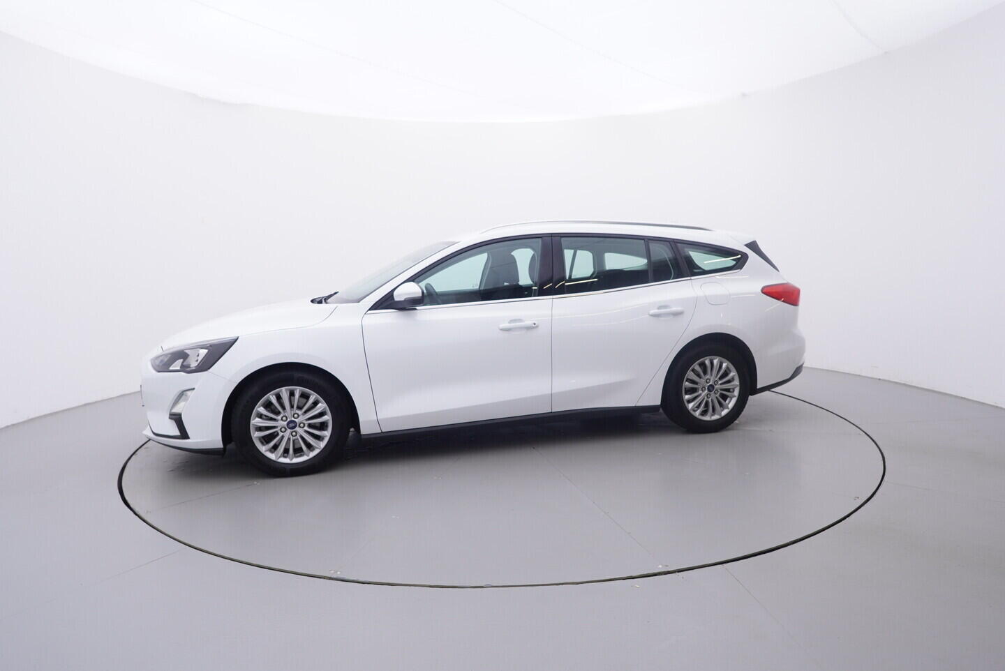 OV190V09933_11.webp_FOCUS Titanium 2.0  110 kW automat, DPH