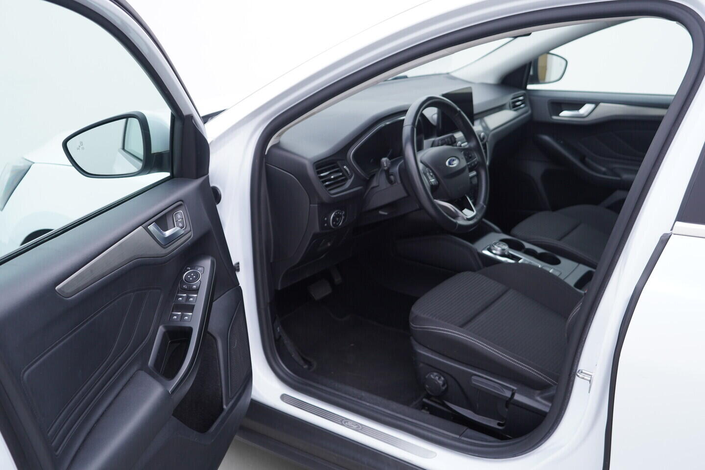 OV190V09933_18.webp_FOCUS Titanium 2.0  110 kW automat, DPH