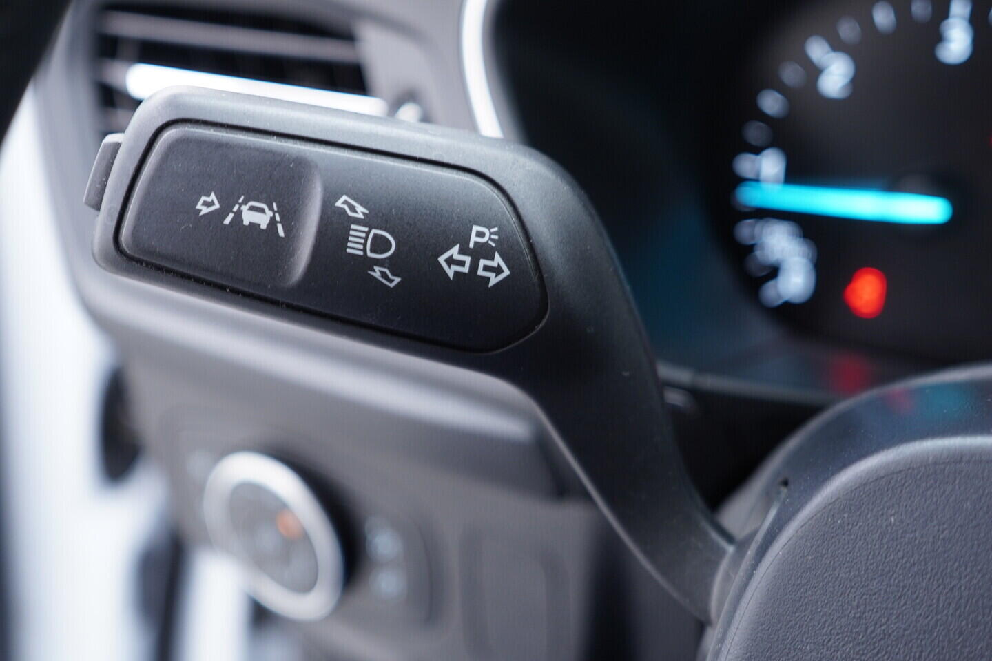 OV190V09933_23.webp_FOCUS Titanium 2.0  110 kW automat, DPH