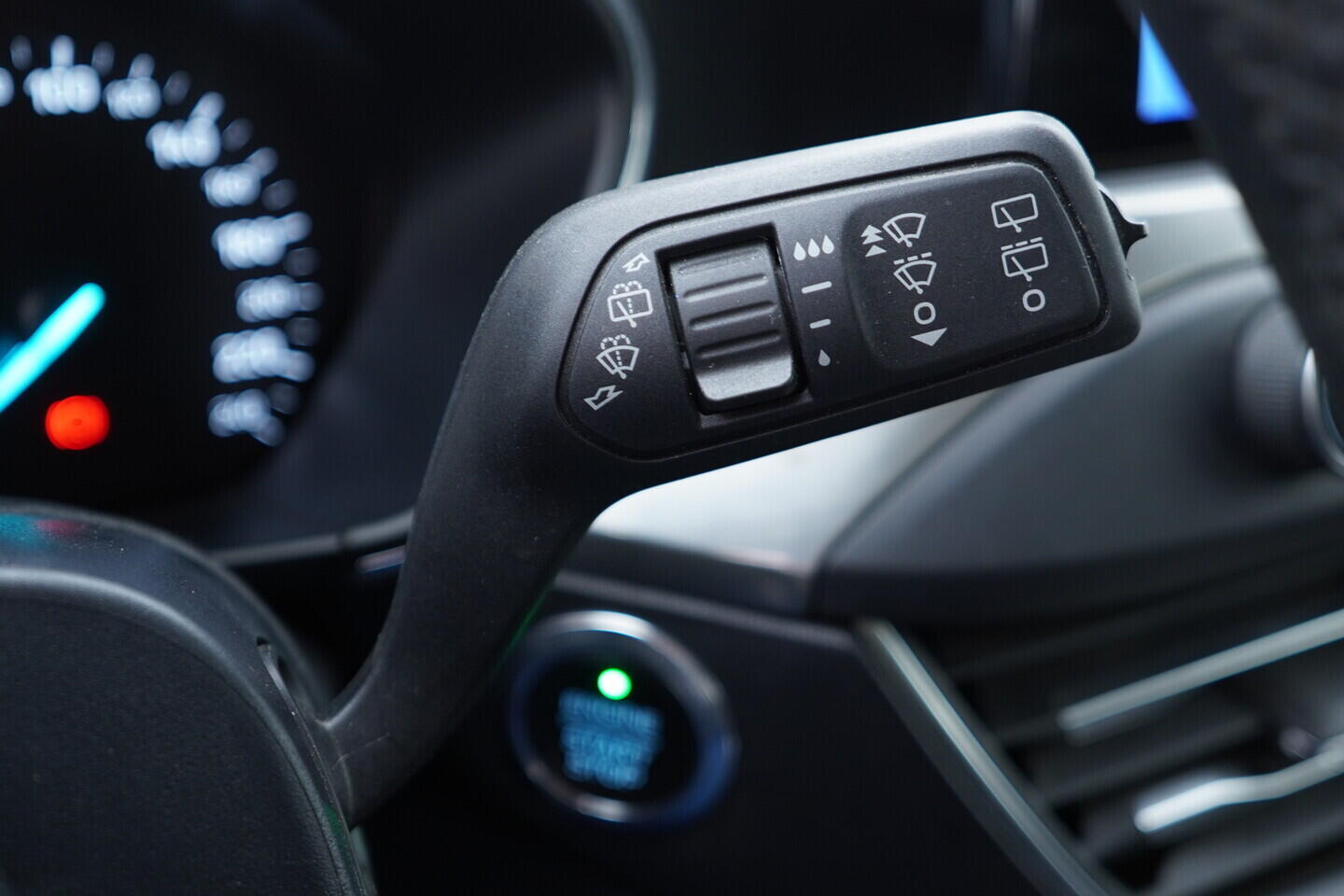 OV190V09933_24.webp_FOCUS Titanium 2.0  110 kW automat, DPH