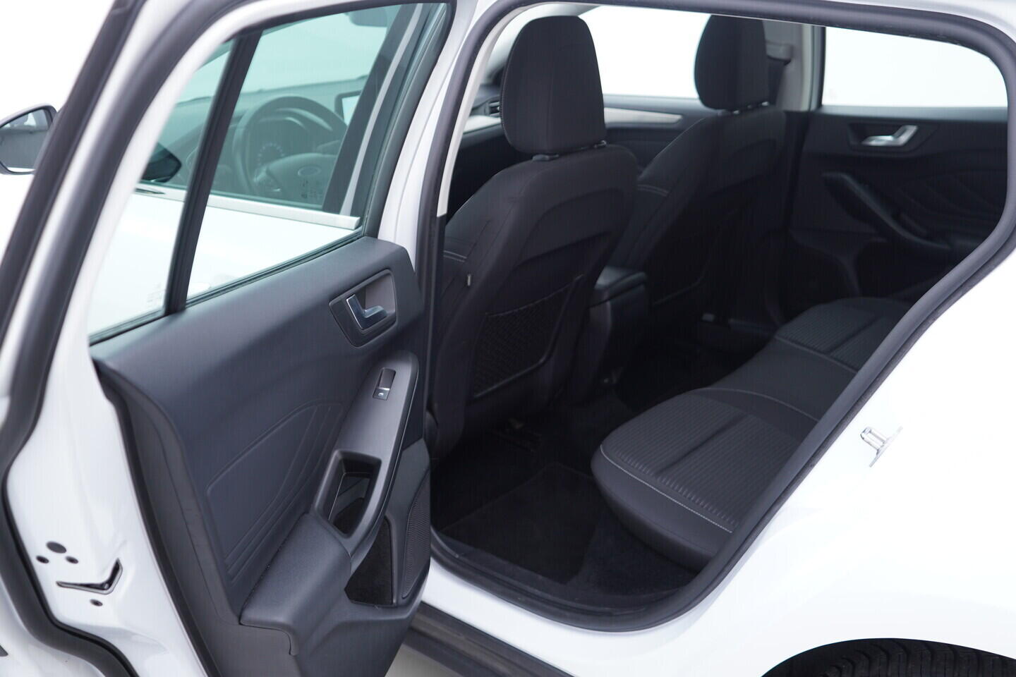 OV190V09933_33.webp_FOCUS Titanium 2.0  110 kW automat, DPH