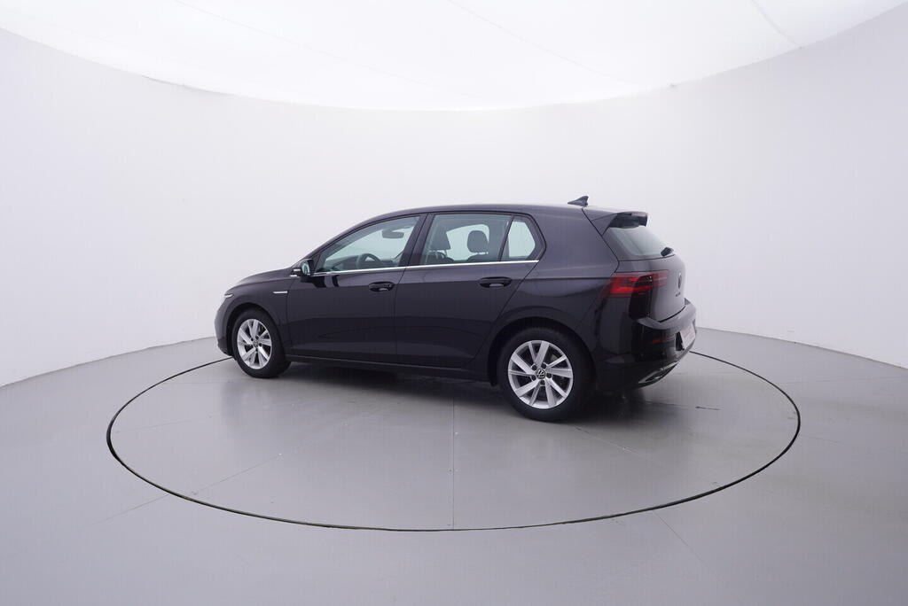 OV190V09937_12.webp_GOLF Style 1.5 TSI 110 kW manuál