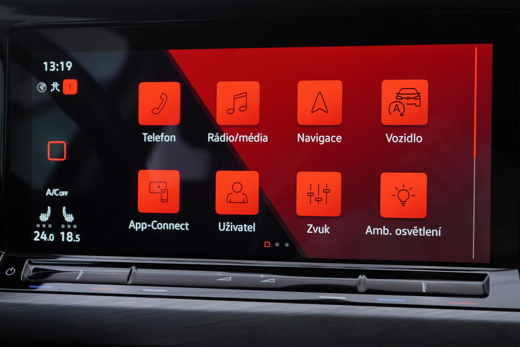 OV190V09937_28.webp_GOLF Style 1.5 TSI 110 kW manuál