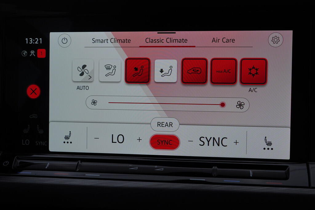 OV190V09937_31.webp_GOLF Style 1.5 TSI 110 kW manuál