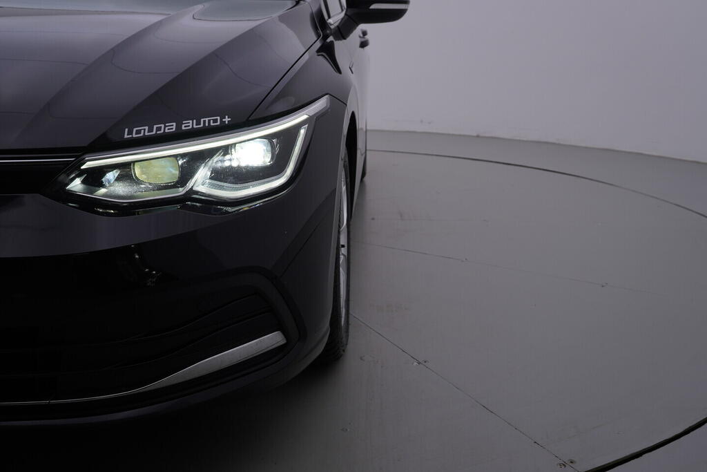 OV190V09937_41.webp_GOLF Style 1.5 TSI 110 kW manuál