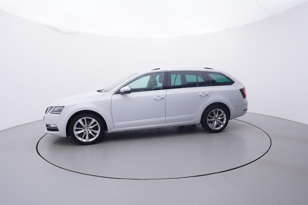 OV190V09938_11.webp_OCTAVIA Style 1.5 TSI 110 kW automat
