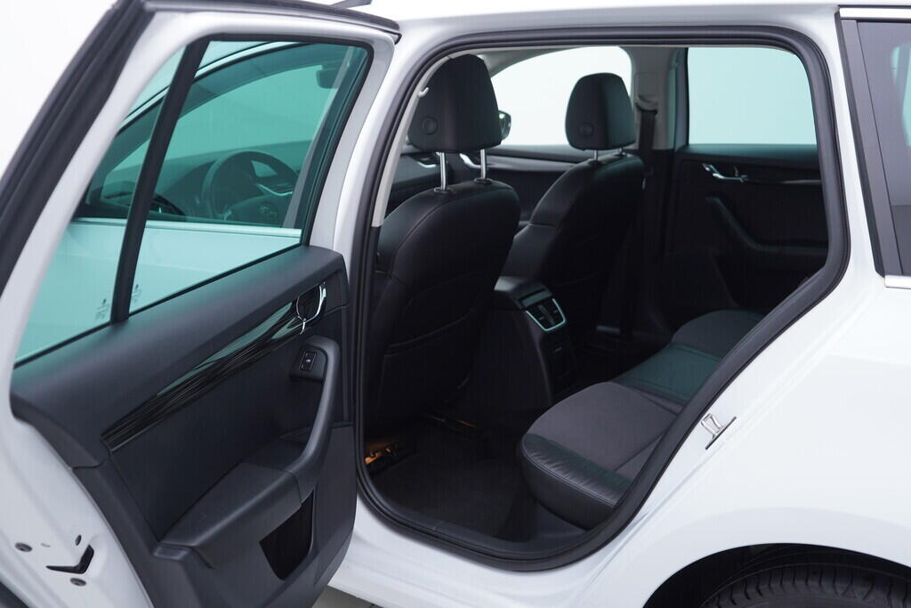 OV190V09938_36.webp_OCTAVIA Style 1.5 TSI 110 kW automat