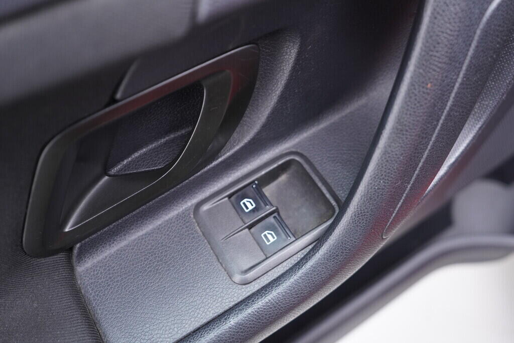 OV190V09939_20.webp_FABIA Ambiente plus 1.2 TSI 63 kW manuál