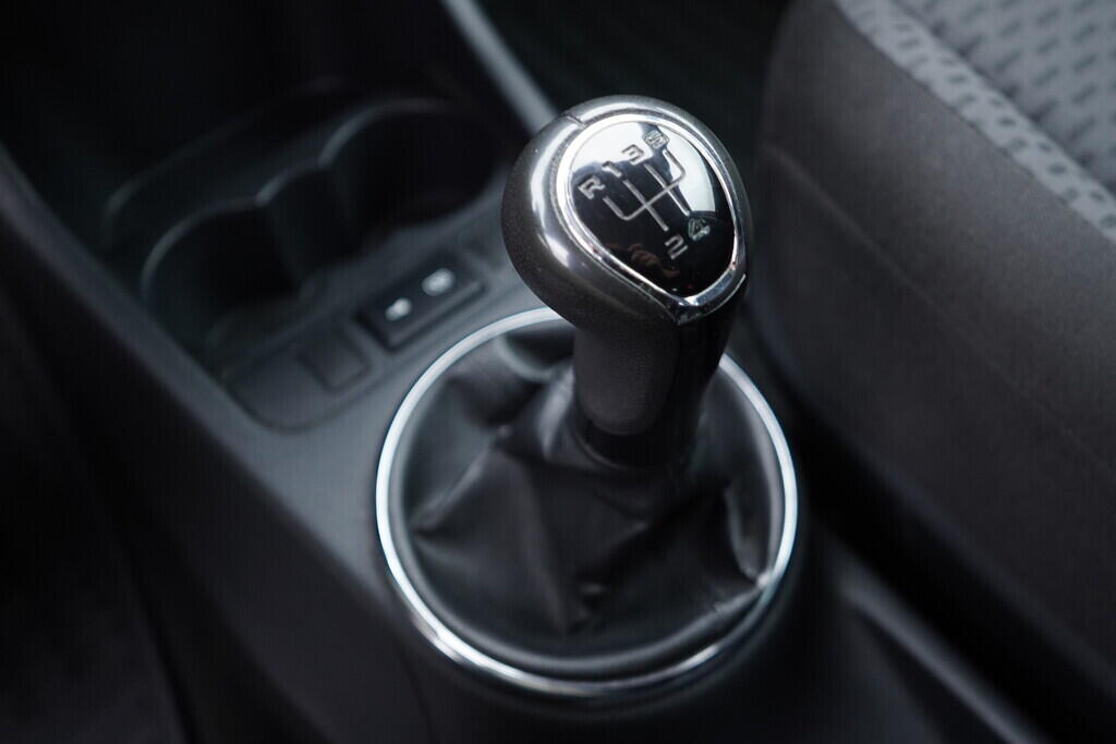 OV190V09939_30.webp_FABIA Ambiente plus 1.2 TSI 63 kW manuál