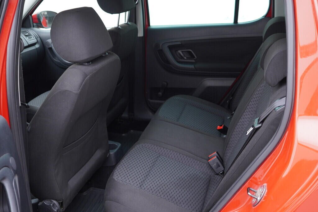 OV190V09939_31.webp_FABIA Ambiente plus 1.2 TSI 63 kW manuál