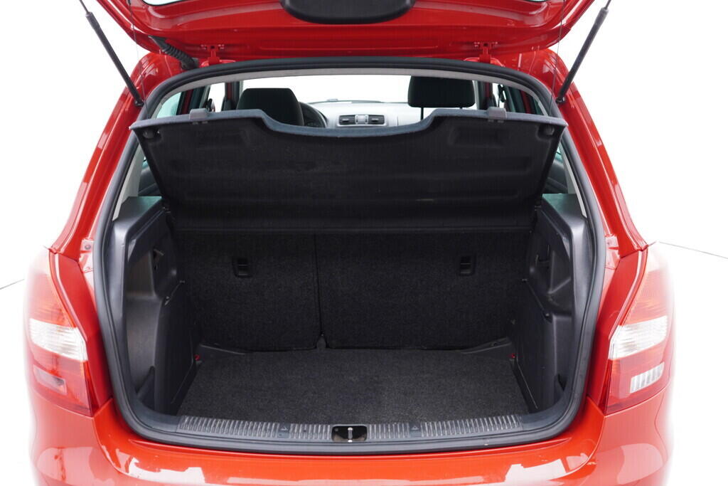 OV190V09939_33.webp_FABIA Ambiente plus 1.2 TSI 63 kW manuál