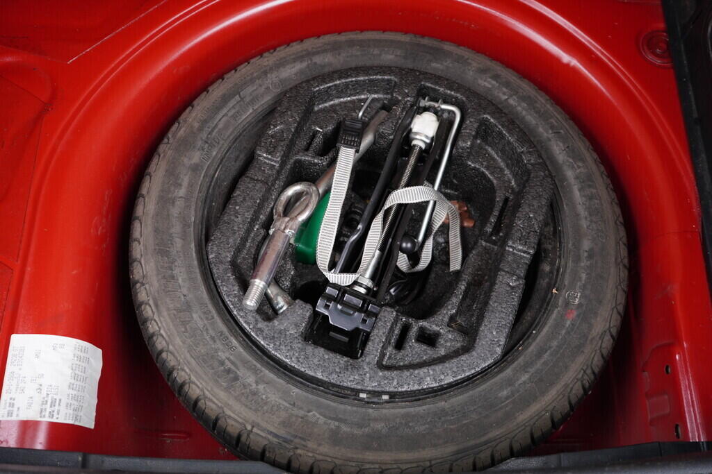 OV190V09939_34.webp_FABIA Ambiente plus 1.2 TSI 63 kW manuál