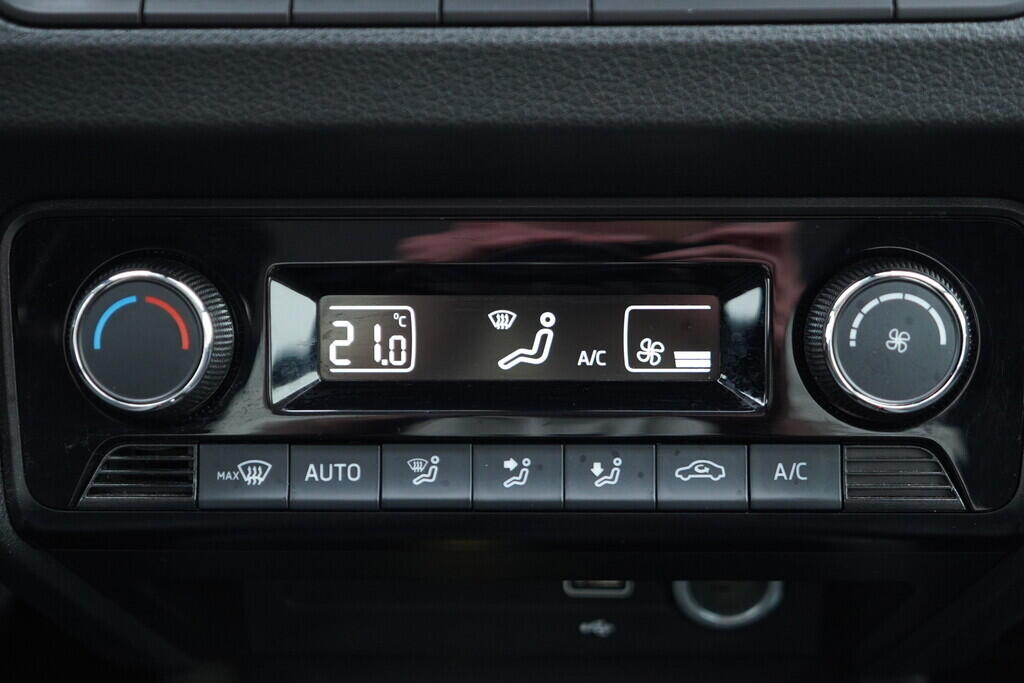 OV190V09941_31.webp_FABIA Style 1.0 TSI 81 kW manuál, DPH