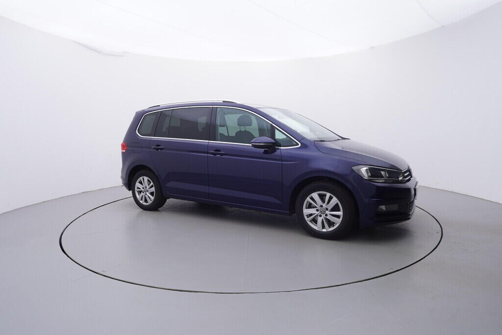 OV190V09942_16.webp_TOURAN Highline  1.5 TSI 110 kW manuál, DPH