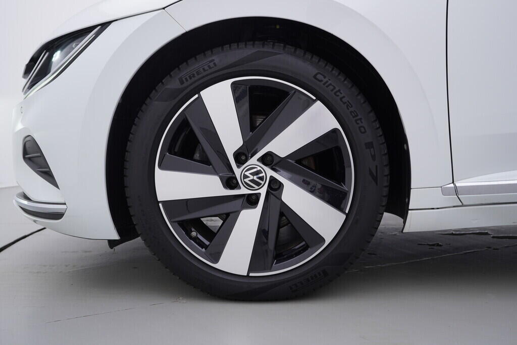 OV190V09943_42.webp_ARTEON Elegance 2.0 TDI 110 kW manuál, DPH