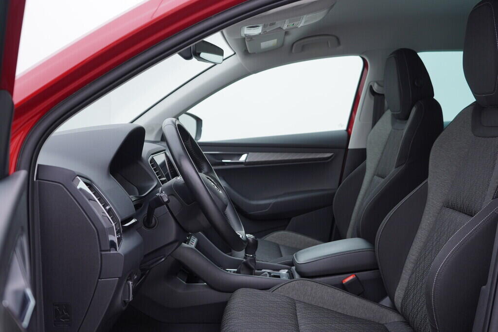 OV190V09945_22.webp_KAROQ Style 2.0 TDI 85 kW manuál, DPH