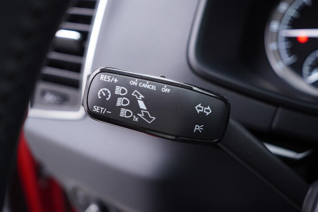 OV190V09945_23.webp_KAROQ Style 2.0 TDI 85 kW manuál, DPH