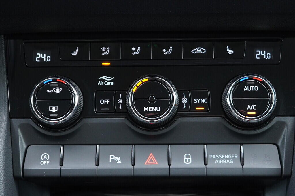 OV190V09945_31.webp_KAROQ Style 2.0 TDI 85 kW manuál, DPH