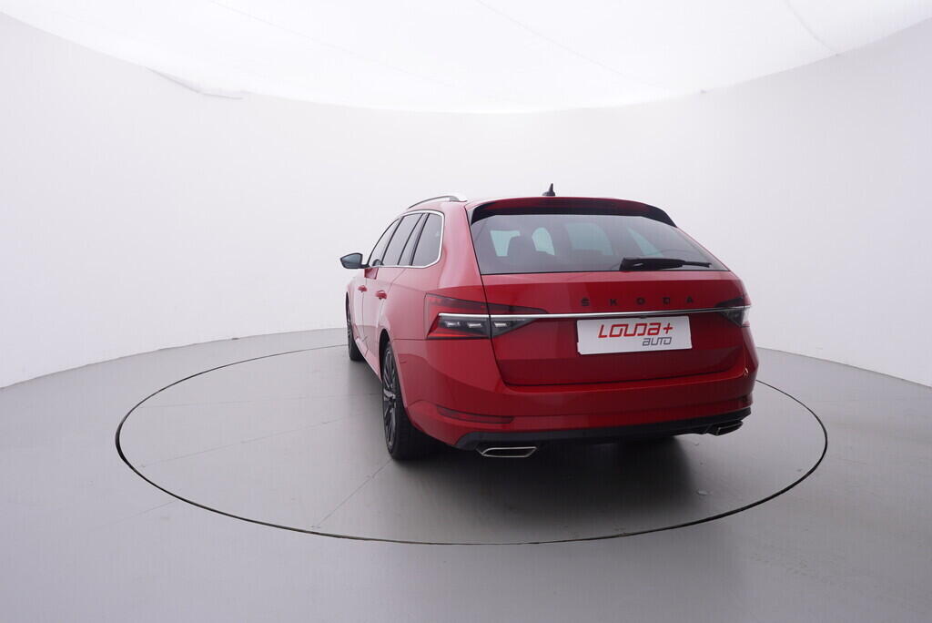 OV190V09946_13.webp_SUPERB L&K 2.0 TSI 200 kW automat, DPH