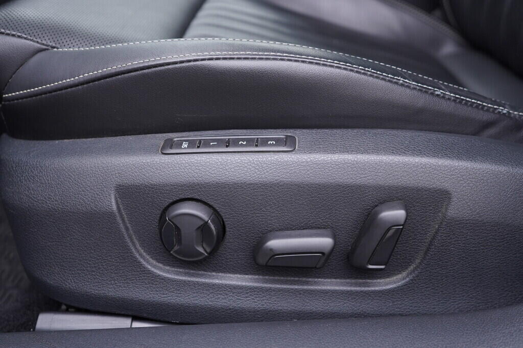 OV190V09946_22.webp_SUPERB L&K 2.0 TSI 200 kW automat, DPH