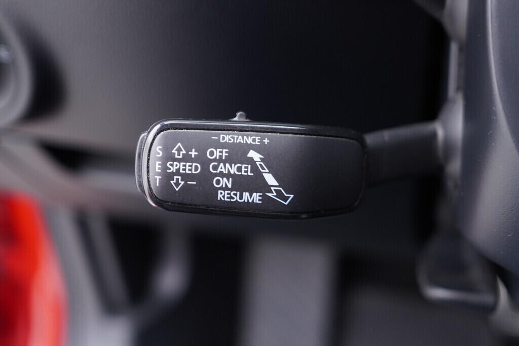 OV190V09946_27.webp_SUPERB L&K 2.0 TSI 200 kW automat, DPH