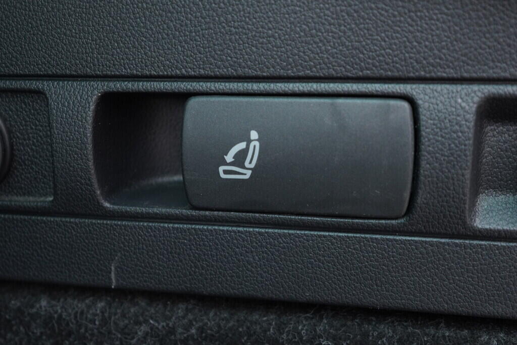 OV190V09946_45.webp_SUPERB L&K 2.0 TSI 200 kW automat, DPH