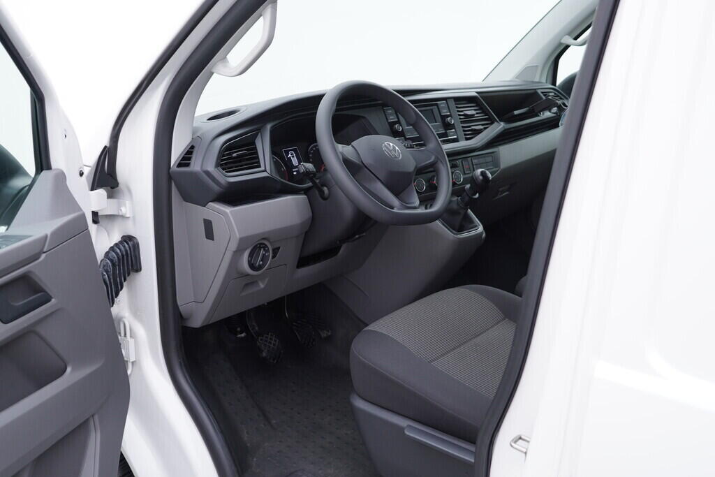 OV190V09947_18.webp_TRANSPORTER - SKŘÍŇOVÝ VŮZ   2.0 TDI 110 kW manuál, DPH