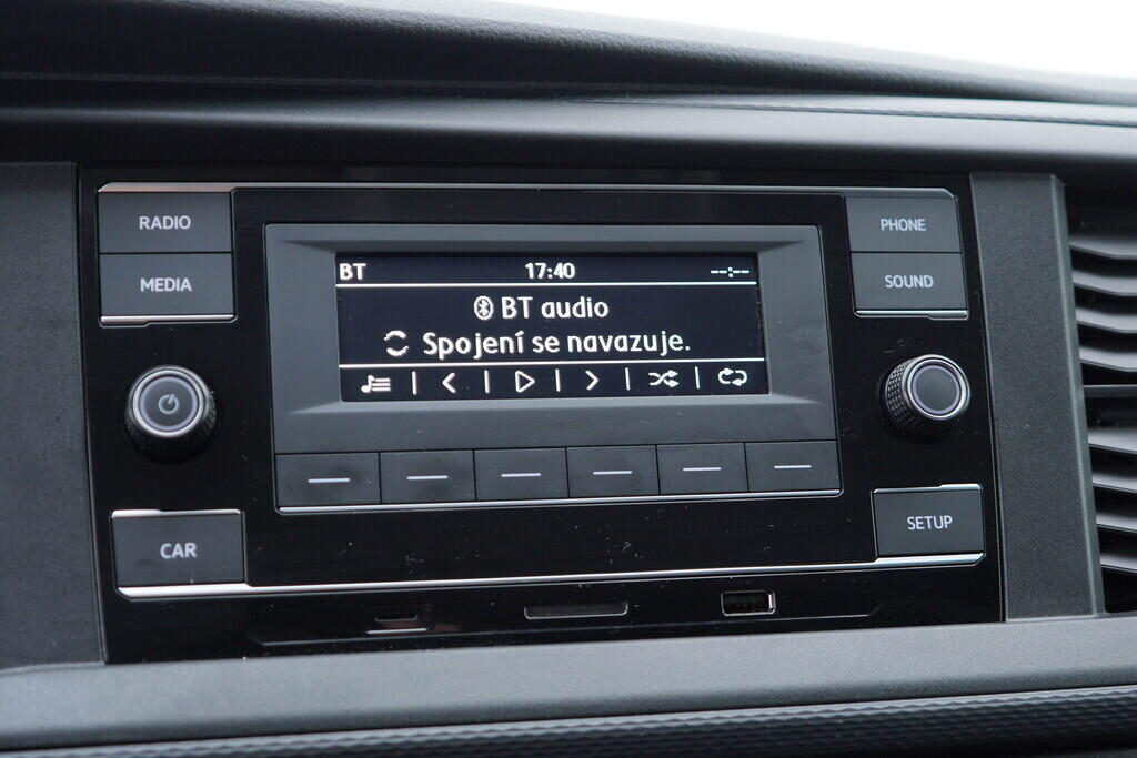 OV190V09947_27.webp_TRANSPORTER - SKŘÍŇOVÝ VŮZ   2.0 TDI 110 kW manuál, DPH