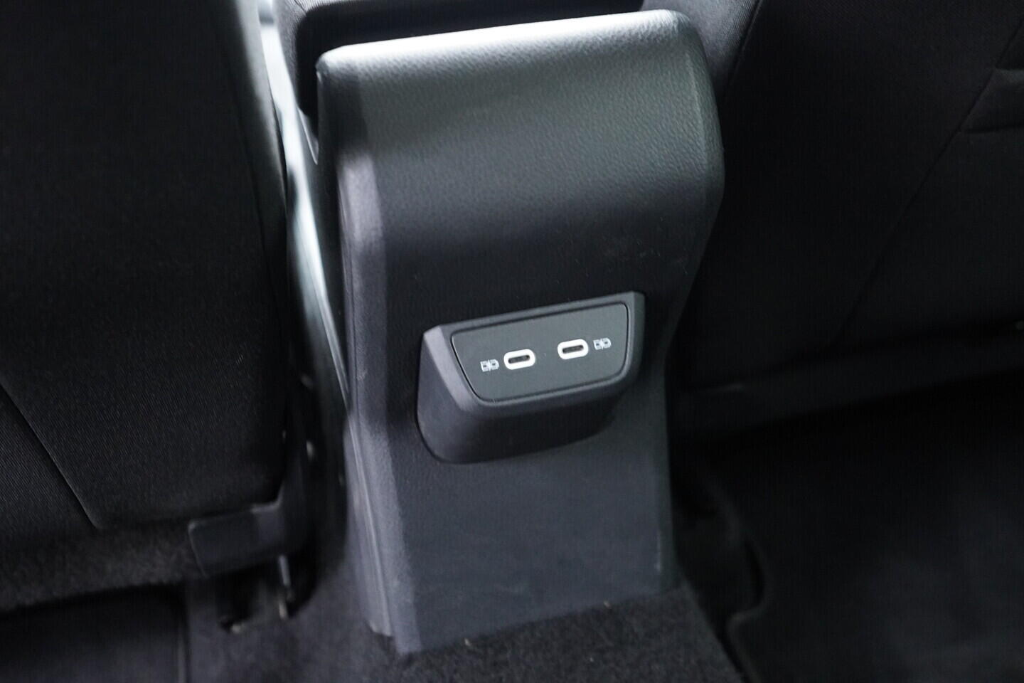 OV190V09959_37.webp_TAIGO Life 1.0 TSI 85 kW automat, DPH