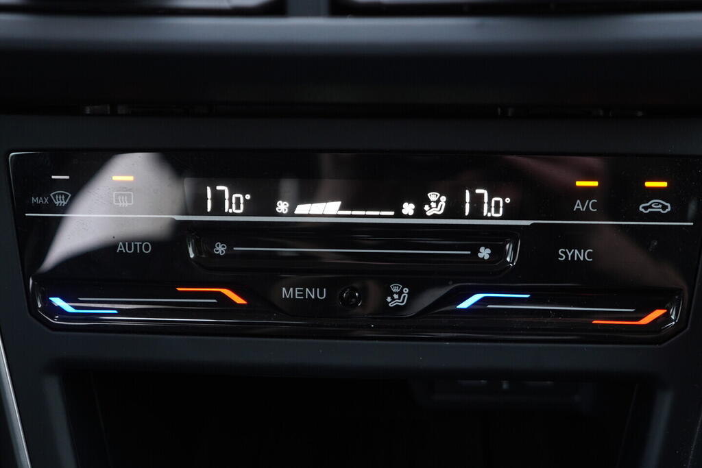 OV190V09961_31.webp_TAIGO Life 1.0 TSI 85 kW automat, DPH