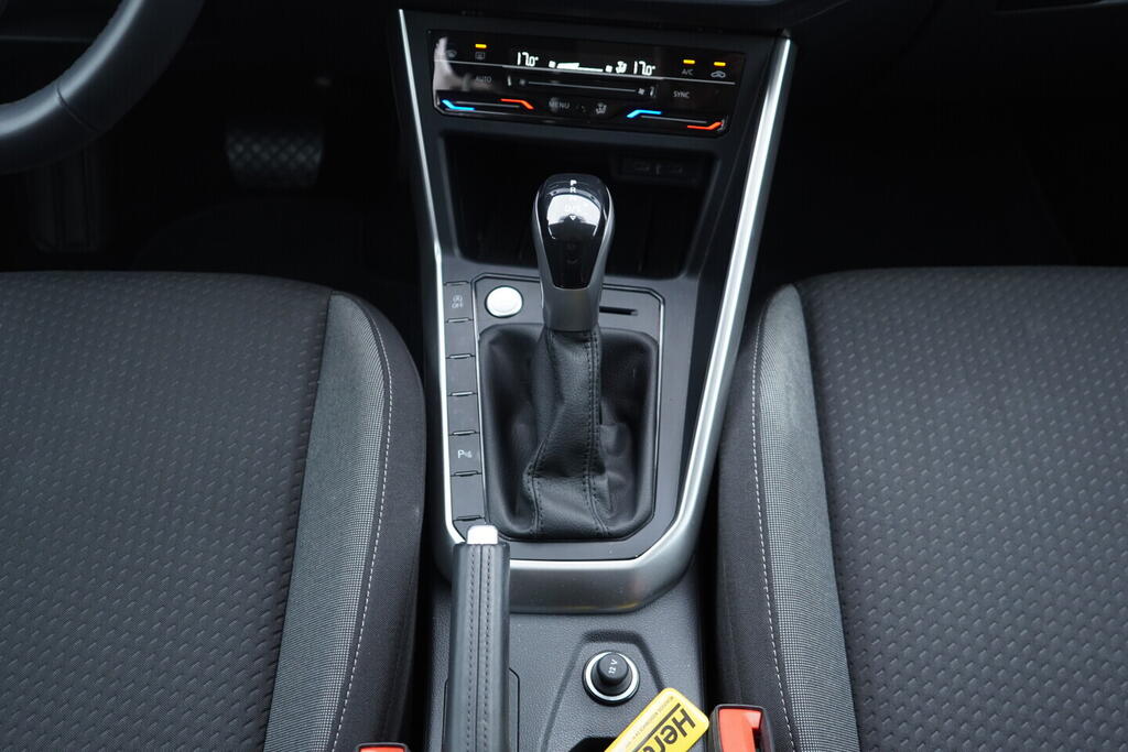 OV190V09961_32.webp_TAIGO Life 1.0 TSI 85 kW automat, DPH