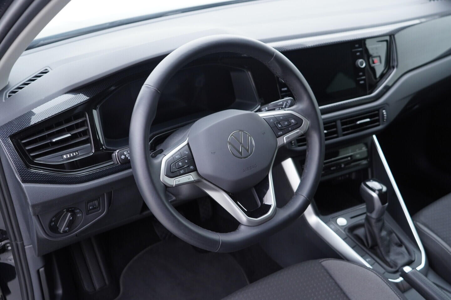 OV190V09962_21.webp_TAIGO Life 1.0 TSI 85 kW automat, DPH