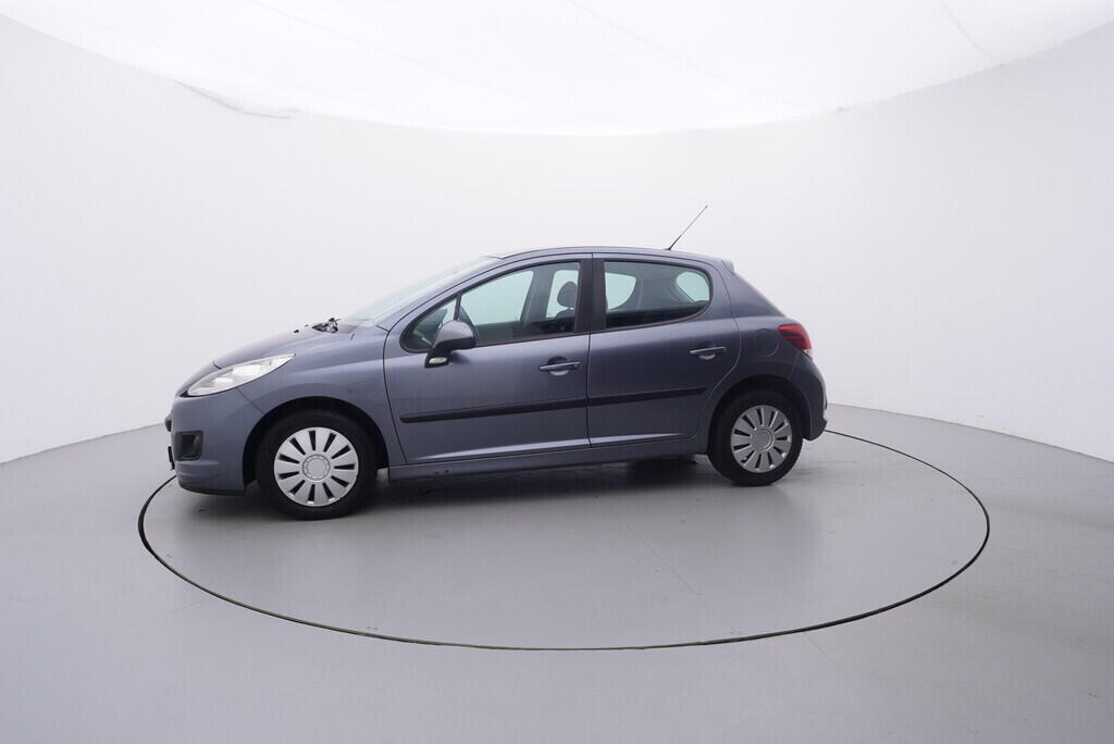 OV190V09965_11.webp_207  1.4 VTi 54 kW manuál