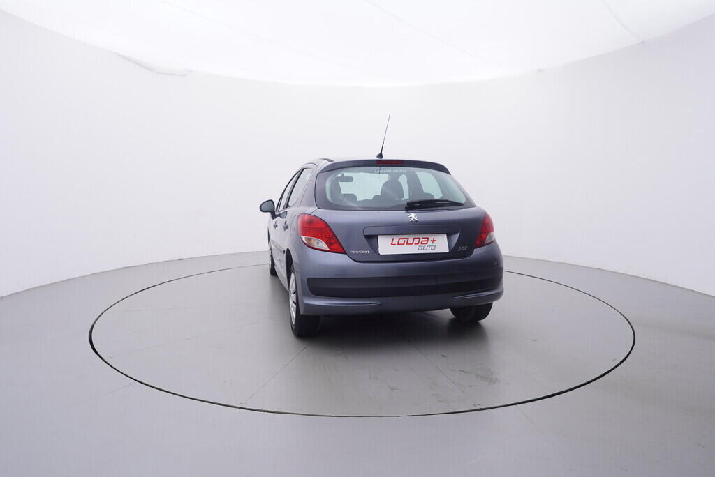 OV190V09965_13.webp_207  1.4 VTi 54 kW manuál