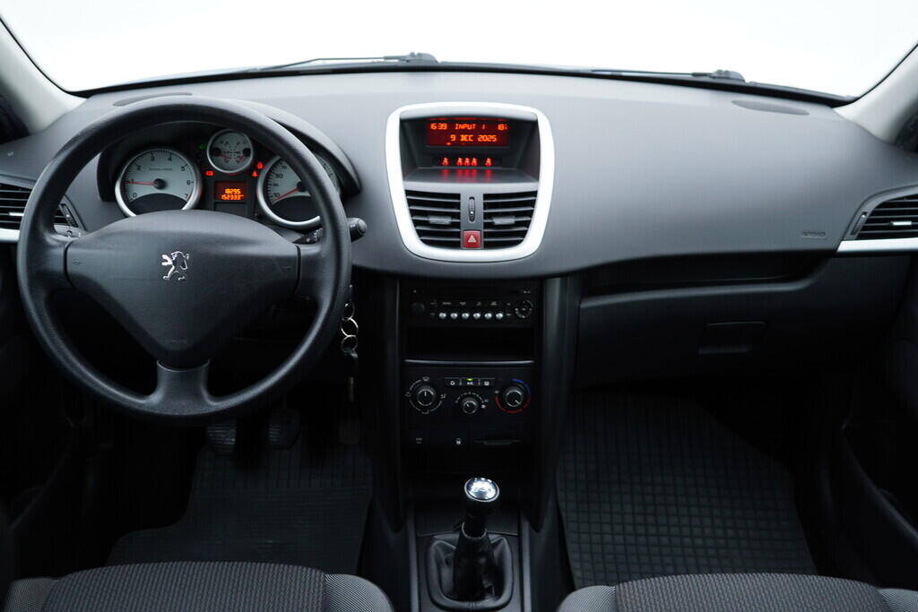 OV190V09965_26.webp_207  1.4 VTi 54 kW manuál