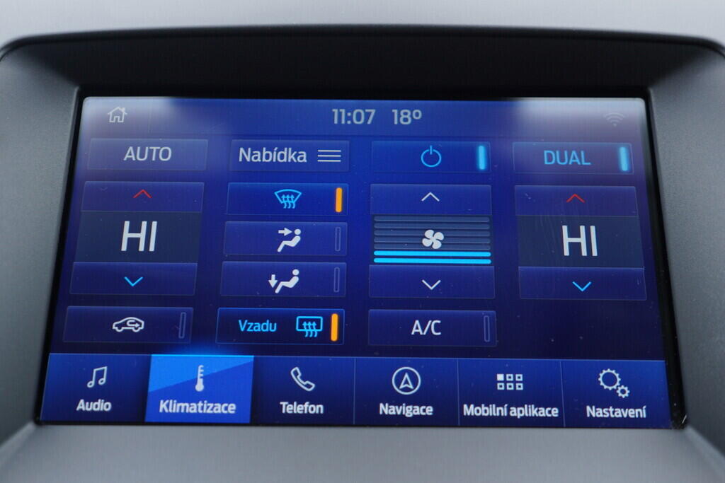 OV190V09973_29.webp_S-MAX Titanium 2.0 TDCI 140 kW automat, DPH