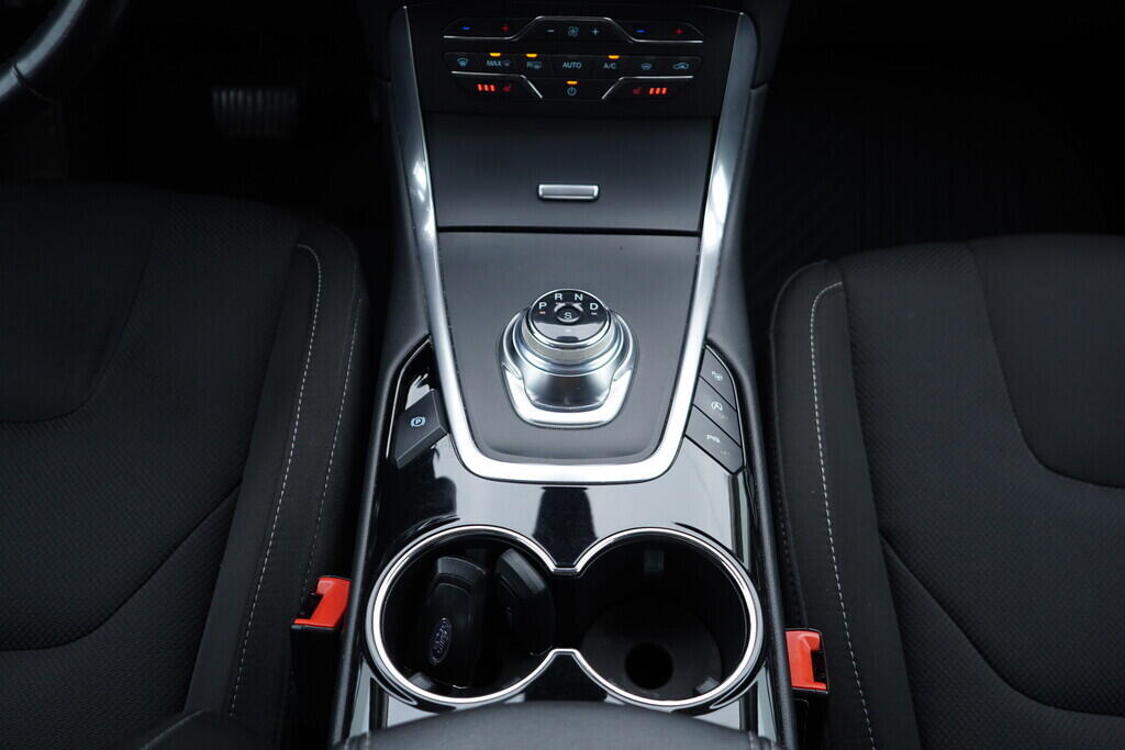 OV190V09973_32.webp_S-MAX Titanium 2.0 TDCI 140 kW automat, DPH