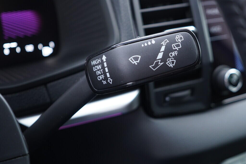 OV190V09974_26.webp_KAROQ Selection 1.5 TSI 110 kW automat, DPH