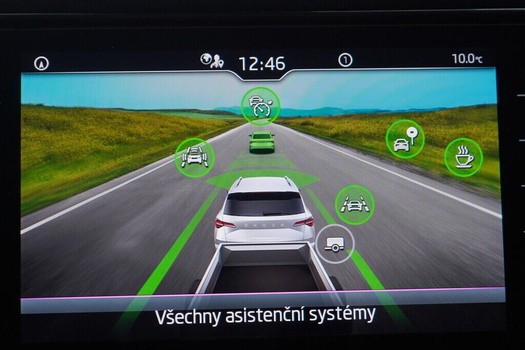 OV190V09974_30.webp_KAROQ Selection 1.5 TSI 110 kW automat, DPH