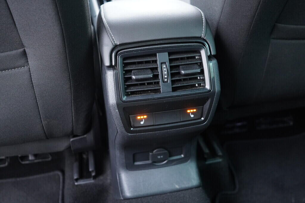 OV190V09974_37.webp_KAROQ Selection 1.5 TSI 110 kW automat, DPH