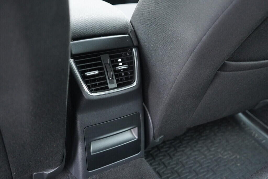 OV190V09975_32.webp_OCTAVIA Ambiente 1.6 TDI 85 kW automat