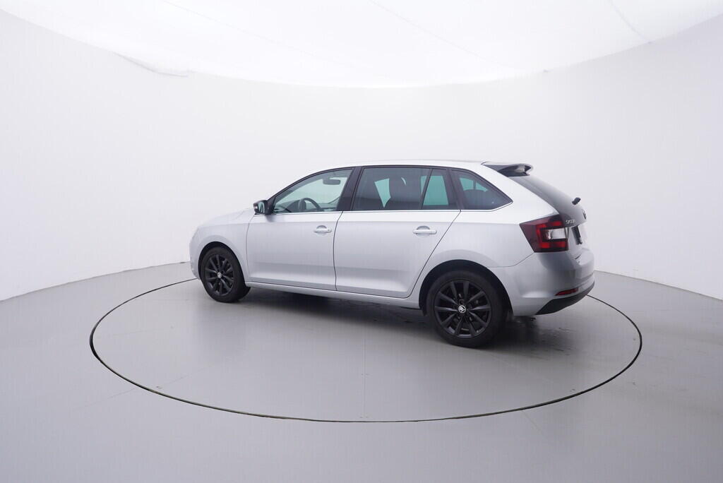 OV190V09976_12.webp_RAPID SPACEBACK 219 1.0 TSI 81 kW manuál